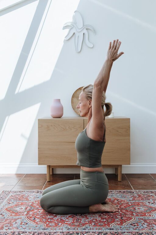 A Beginner’s Guide to Stretching at Home for Flexibility and Relaxation